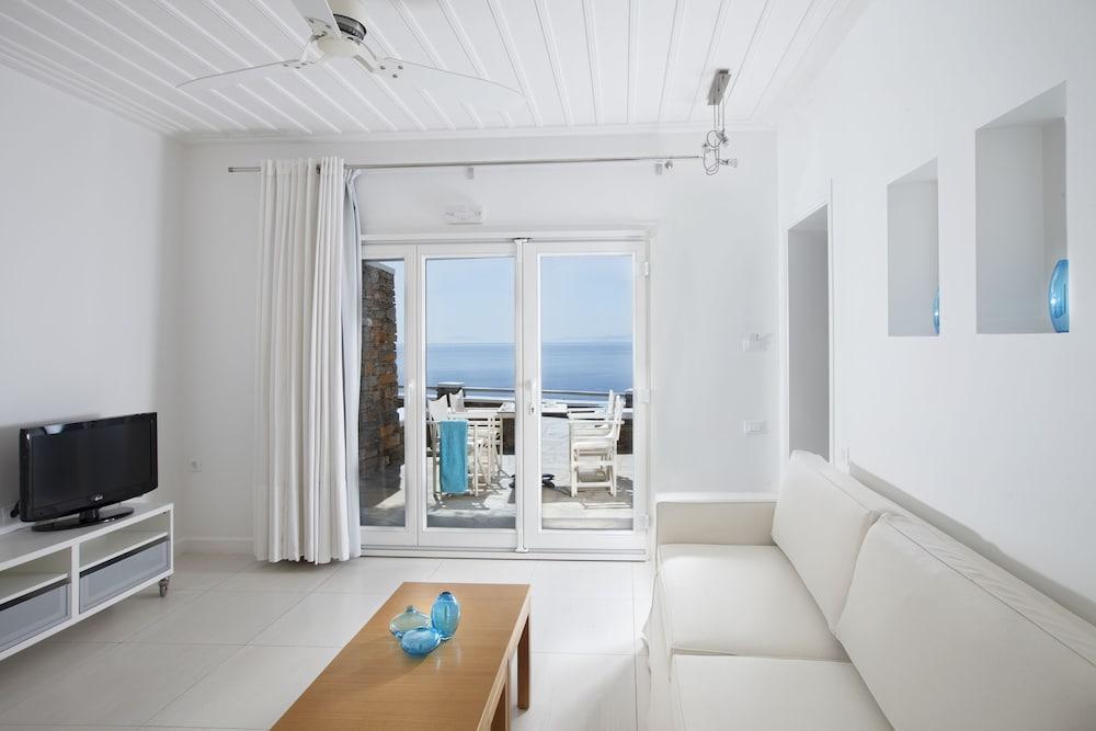 Selana Suites Chrisopigi  Exteriör bild